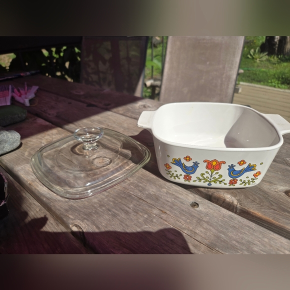 Corning Ware Country Festival Covered Casserole Dish 1.5 Quart Blue Bird 1975 - Picture 3 of 4